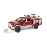 Cumpara ieftin Bruder camion de pompieri cu lumini si sunete