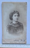 Cabinet card Nestor Heck &ndash; Iași 1914 &ndash; portret damă &bdquo;Natalie Ionela&rdquo;