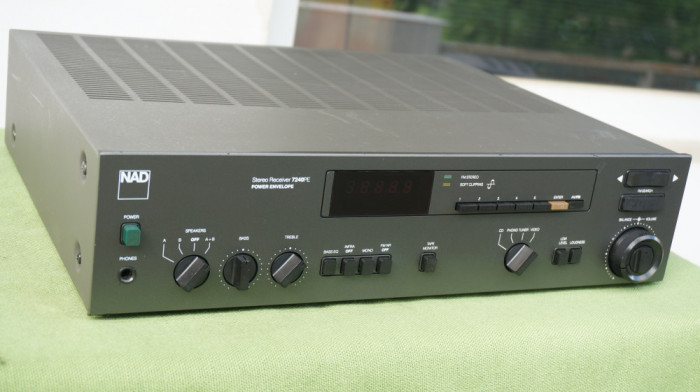 Amplificator receiver NAD 7240PE