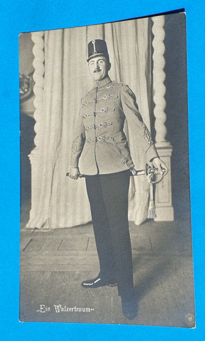 Carte Postala circulata veche anii 1920 artist in uniforma