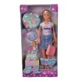 Papusa Steffi Love cu masinuta premergator si bebe