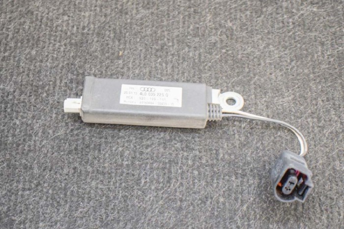 Amplificator de antena AUDI Q7 4L 2013 OEM: 4L0035225Q,920-199-101 10890522