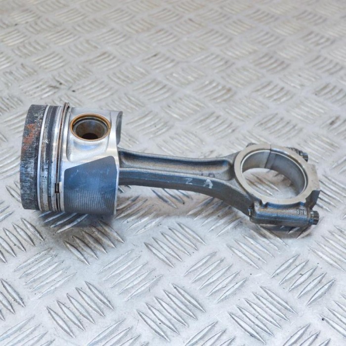 Piston AUDI A4 Avant 8K5, B8 2010 OEM: 03L107065G038198401F | 3947195