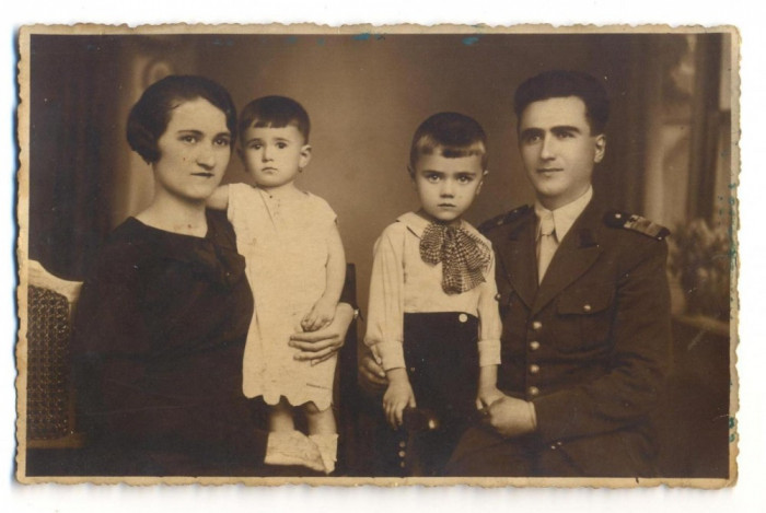 AD 1227 C. P. VECHE -MILITAR CU FAMILIA -1935