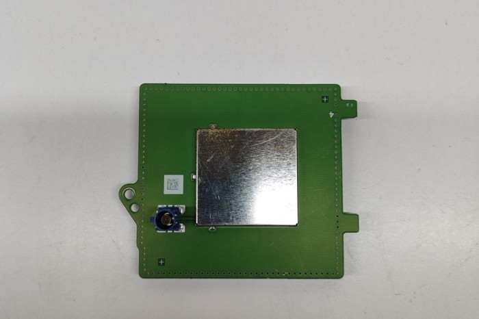Antena TESLA MODEL 3 2021 OEM: 1079734-00-C 22296784