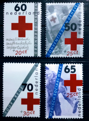Olanda 1983 crucea Roșie seri 4v. Nestampilata foto