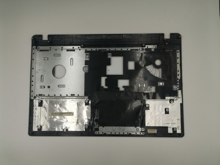 ASUS X55V Palmrest