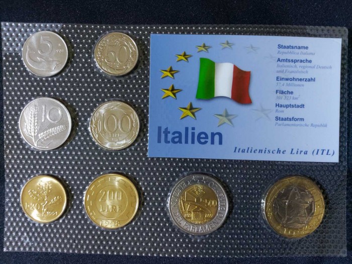 Seria completata monede - Italia 1981-1999, 8 monede