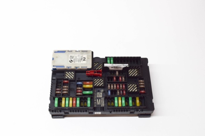 Modul panou de siguranțe BMW 7 G11, G12 2019 OEM: 8713127,P00127005-AQ,11812110,8795478 15029147
