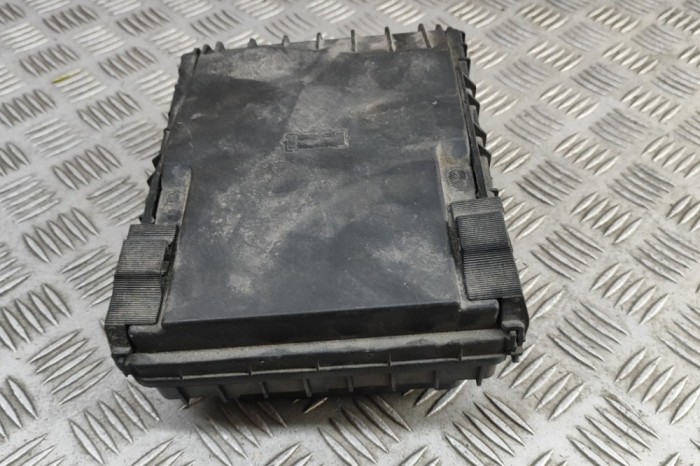 Modul panou de siguranțe VW TIGUAN 5N_ 2014 OEM: 3C0937125A | 30755386