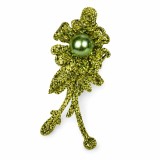 Cumpara ieftin Clema de par verde 5 x 2 cm, model floral metalizat, accesoriu pentru par, fixare sigura, design elegant, 1 buc