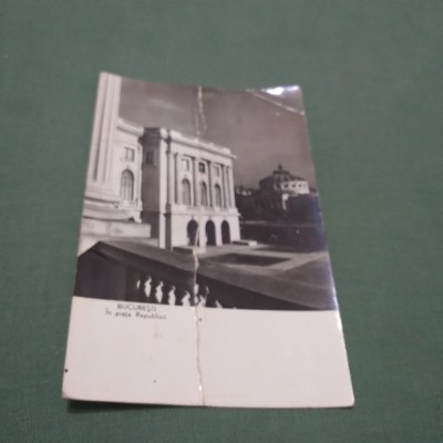 CARTE POSTALA -BUCURESTI -IN PIATA REPUBLICII CIRCULATA UZATA foto