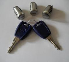 Set yale inchidere Fiat Punto 2 (188), 1999-07.2003, cu 3-5 Usi, cu chei, cu 2 butuci blocare usa, cu blocare portbagaj si buton deschidere, fata/spat foto