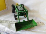 Bnk jc ERTL - Tractor John Deere cu incarcator frontal - 1/16, 1:16