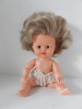 Papusa veche Aradeanca DINA anii 70-80, 22cm, par blond, bebe bebelus