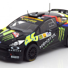 Macheta Ford Fiesta RS WRC #46 Valentino Rossi 2012 - IXO 1/18 (Rally, raliu)