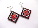 cercei lemn cu motiv traditional 40656
