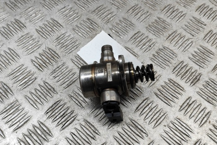 Pompa de combustibil AUDI Q3 F3 2021 OEM: Off-road | 31047590