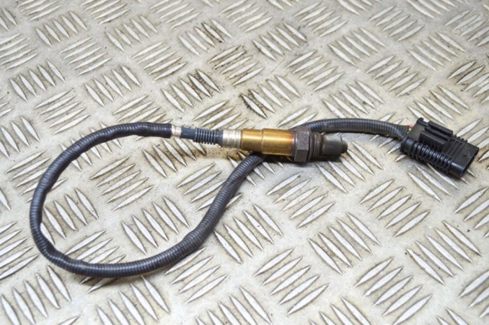 Sonda lambda BMW 3 F30, F80 2017 OEM: 8631047,0258027103 15531302