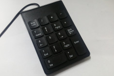 Tastatura numerica neagra foto