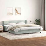 Cumpara ieftin Pat cu arcuri cu saltele gri deschis 200x210 cm catifea