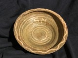 Arta / Traditie / Colectie - Veche farfurie / blid / castron realizat in zona Olteniei / Gorj cu initialele S. N. !