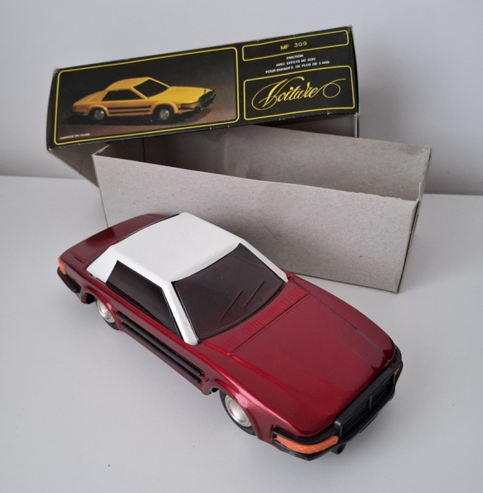 JUCARIE VECHE TABLA - MASINUTA SEDAN - MF 309 - COLECTIE - CHINA