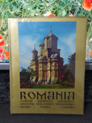 Rom&amp;acirc;nia, schituri, mănăstiri, biserici, album color, București 1999, 065 foto