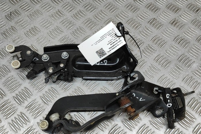 Șina ușă culisantă VW SHARAN 7N1, 7N2 2012 OEM: 7N0843436B,7N0843336F,7N0843398D,7N0843414C,7N0843648B 31396744