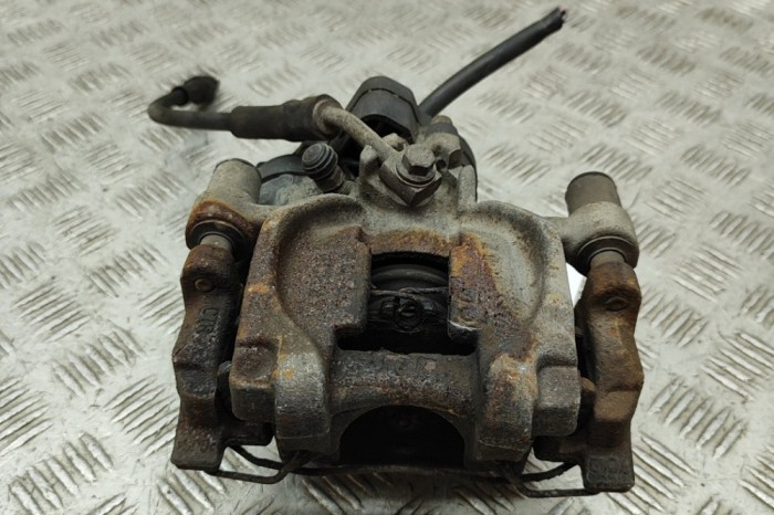 Etrier de fr&acirc;nă dreapta spate AUDI A3 Sportback 8VA, 8VF 2018 OEM: 5Q0615406EE 30718970