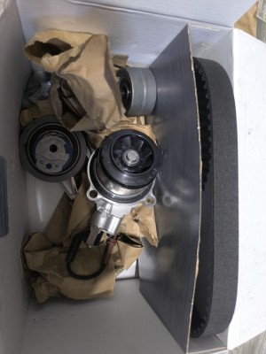 kit distribuție+ kit accesorii+ simering vibrochen vw,Skoda,audi foto