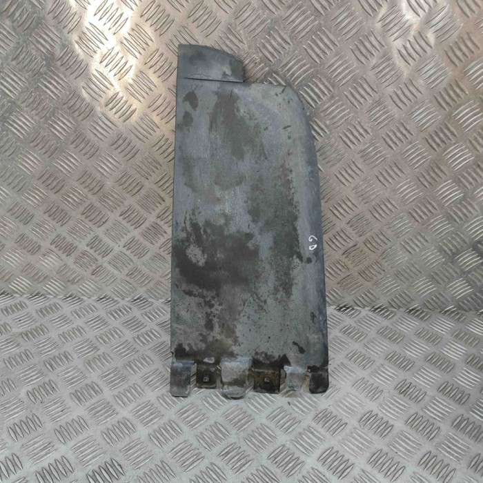 Scut motor dreapta spate OPEL VIVARO Combi 2016 OEM: 93867920,788B26631R