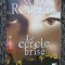 NORA ROBERTS-LE CERCLE BRISE