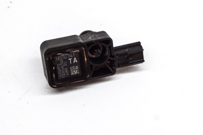 Senzor de impact st&acirc;nga față CHEVROLET CAMARO 2010 OEM: 13502341,343149712 18339785
