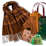 Cumpara ieftin Set cadou Craciun dama &ndash; sal ecosez si manusi maro elegante