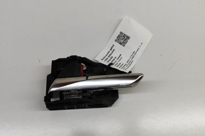 M&amp;acirc;ner de deschidere interior st&amp;acirc;nga spate MAZDA CX-30 DM 2023 OEM: BCJH-59-330C,BCJH-V8393 | 29508745 foto