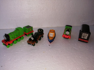 bnk jc Thomas &amp;amp; Friends - lot 5 jucarii de plastic foto