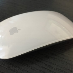 APPLE MAGIC MOUSE A1296 PERFECT FUNCTIONAL.CITITI DESCRIEREA CU ATENTIE!