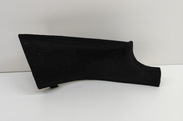 Ornament st&acirc;lp spate st&acirc;nga TESLA MODEL Y 2022 OEM: 1616371-00-C 21906599