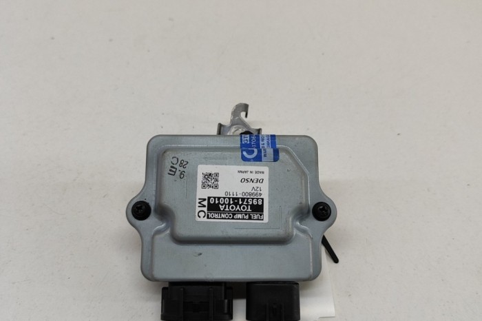 Unitate de control pompa de combustibil TOYOTA YARIS CROSS MXP_ 2022 OEM: 89571-10010,499800-1110 27793743