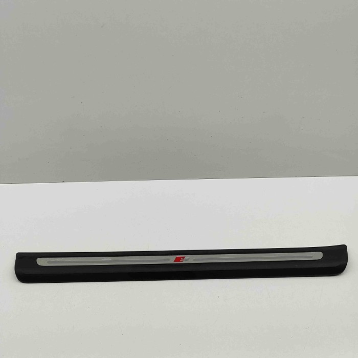 Ornament prag interior st&acirc;nga față AUDI TT FV3 2020 OEM: 8S0853491D