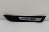 Ornament prag st&acirc;nga față BMW 5 Touring F11 2016 OEM: 8050053 26264847