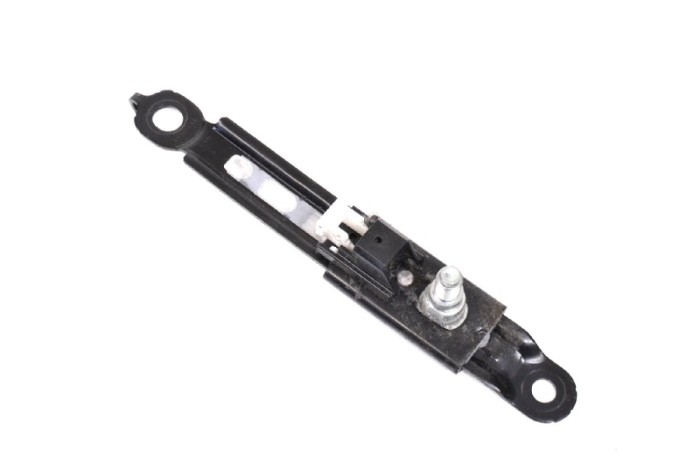 Reglaj &icirc;nălțime centura dreapta față TOYOTA PRIUS _W3_ 2011 OEM: E563003 | 11698945