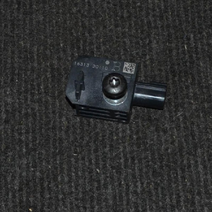 Senzor de impact st&acirc;nga spate OPEL ASTRA J 2014 OEM: 13502577 1917738