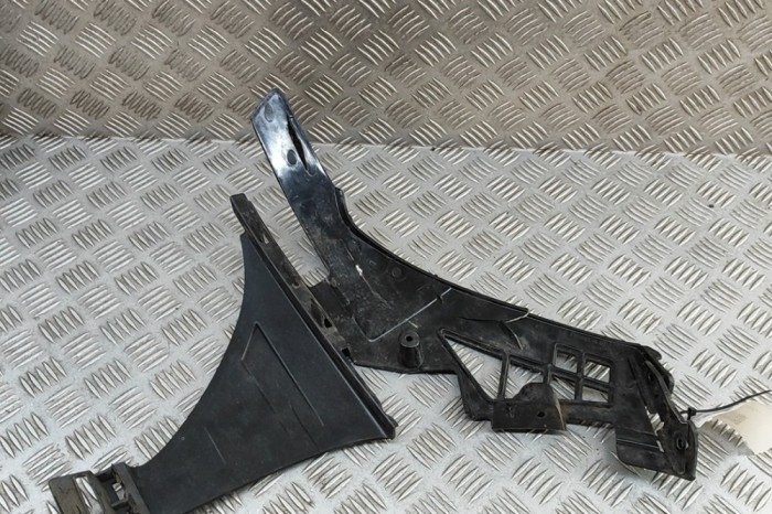 Suport bara de protecție dreapta față MERCEDES-BENZ CLA Coupe C118 2023 OEM: A1188853601 | 31984852