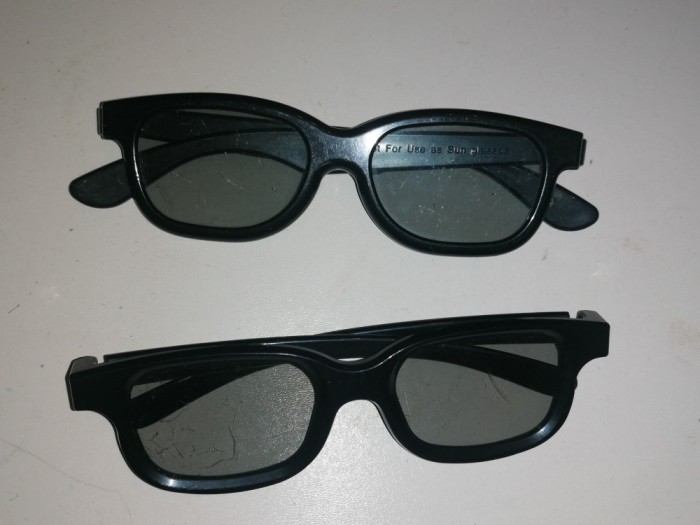 LOT 2 PERECHI OCHELARI 3D
