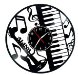 Ceas de Perete Decorativ &ldquo;Musical Harmony&rdquo;, din Disc Vinil Reciclat, Design Pian și Note Muzicale, Negru, Mecanism Silențios (Sweep), 30 cm(personaliz