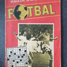 Revista Fotbal, magazin sportiv, Aparut in Mai 1982, 32 pagini