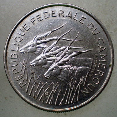 1.923 REPUBLIQUE CAMERUN CAMEROUN 100 FRANCS FRANCI 1971 foto