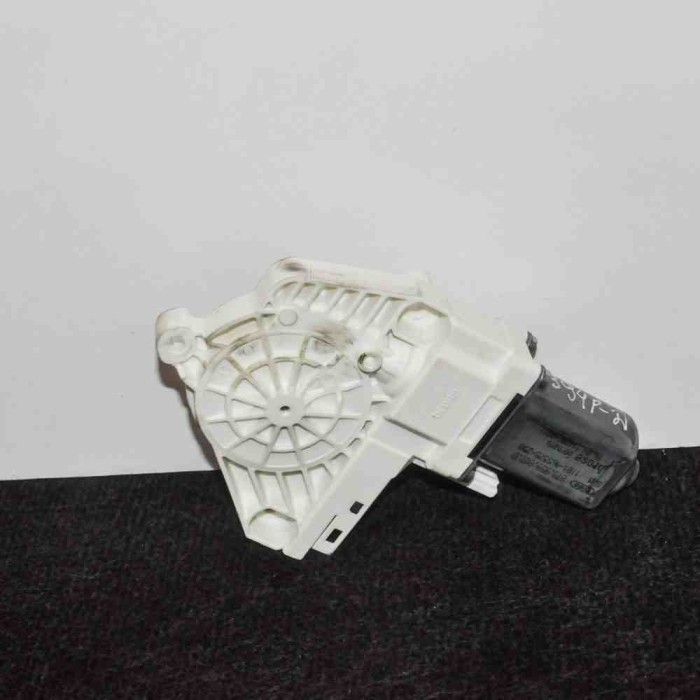 Motor macara geam ușă dreapta față AUDI A5 8T3 2012 OEM: 8T0959802B 2685381